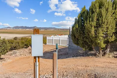 758 S Panorama Dr, Cedar City, UT 84720 - Photo 8