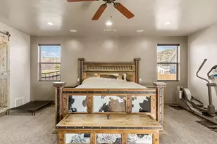 1045 W Sapphire Dr, Saint George, UT 84770 - Photo 28