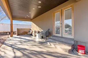 1045 W Sapphire Dr, Saint George, UT 84770 - Photo 58