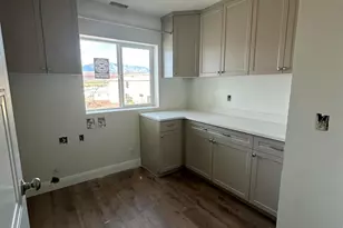 980 E Coyote Crest Dr, Washington, UT 84780 - Photo 10