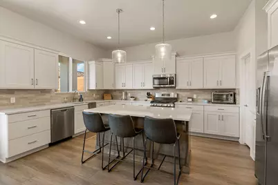 588 Deep Creek Dr, Washington, UT 84780 - Photo 20