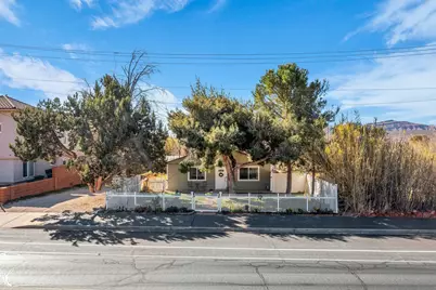 185 W Center St, Ivins, UT 84738 - Photo 1