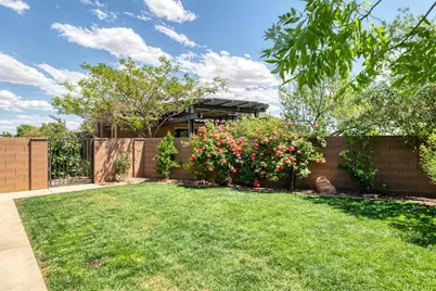 1009 N Blue Topaz Dr, Washington, UT 84780 - Photo 36
