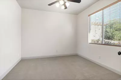 2434 S 2160 St E, Saint George, UT 84790 - Photo 18