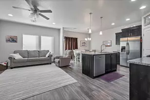 325 N Red Stone Rd, Washington, UT 84780 - Photo 6