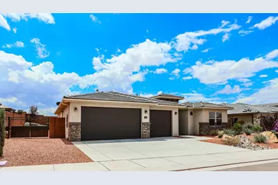 1228 E Gordon Ln, Washington, UT 84780 - Photo 2