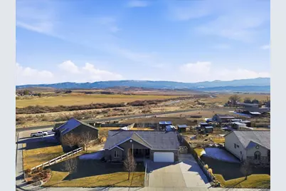 455 Rock Creek Dr, Gunnison, UT 84634 - Photo 2