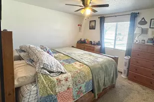 590 E Midvalley Rd, Enoch, UT 84021 - Photo 10