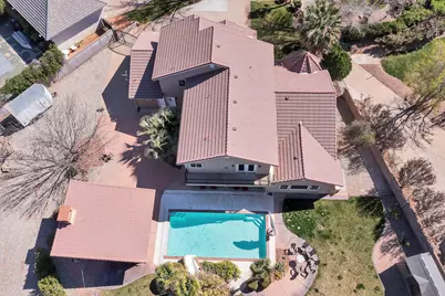 2497 River Cir, Santa Clara, UT 84765 - Photo 8