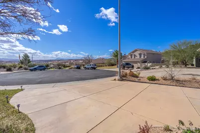 201 S 2020 E Cir, Saint George, UT 84790 - Photo 12