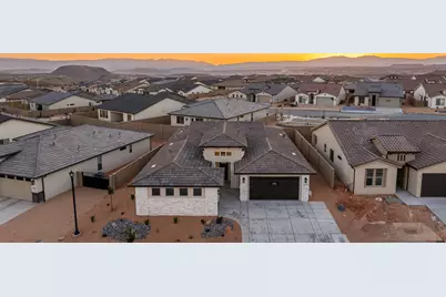 1579 N Horizon Parkway #124, Washington, UT 84780 - Photo 2