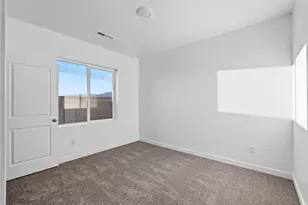 1983 S Queens Garden Dr, Washington, UT 84780 - Photo 12