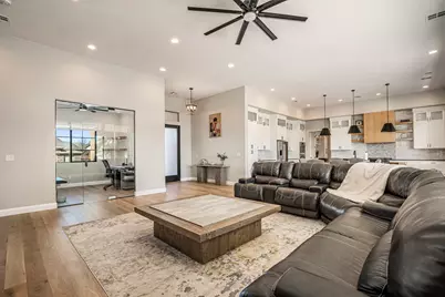 1011 S 1740 E, Saint George, UT 84790 - Photo 4