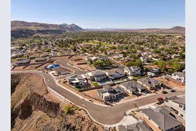 273 E 1050 N, Hurricane, UT 84737 - Photo 48