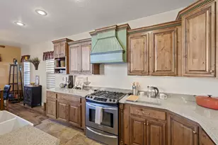 1780 Eagle Ridge Cir, Hatch, UT 84735 - Photo 18