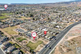 200 E 400 S, Washington, UT 84780 - Photo 30