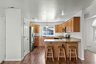 209 S 2170 W, Hurricane, UT 84737 - Photo 8