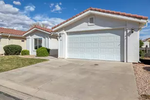 2050 W Canyon View Dr, Saint George, UT 84770 - Photo 2