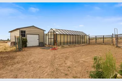 2925 Juniper Rd, Enterprise, UT 84725 - Photo 38