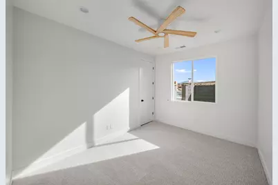 4749 W 1930 S, Hurricane, UT 84737 - Photo 32