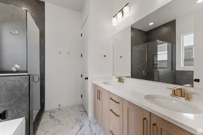 491 Emerald Point Dr, Saint George, UT 84790 - Photo 18