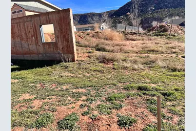 447 E Newel Ave, Hildale, UT 84784 - Photo 14