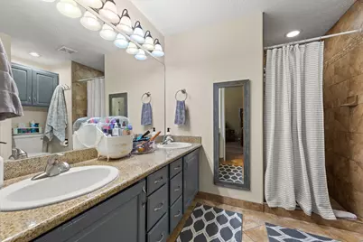 1021 E Elm St, Saint George, UT 84790 - Photo 18