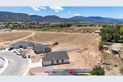 3887 N Hawks Landing Lp, Enoch, UT 84721 - Photo 38