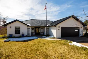 491 W Aspen Dr, Kanab, UT 84741 - Photo 1