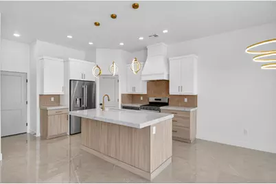 1858 W 350 N, Hurricane, UT 84737 - Photo 10