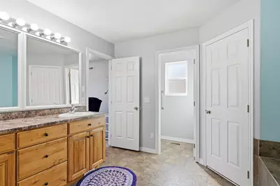 5222 N Tomahawk Dr, Enoch, UT 84021 - Photo 22