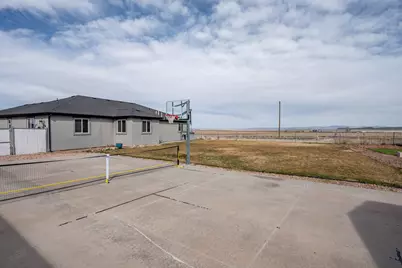 5222 N Tomahawk Dr, Enoch, UT 84021 - Photo 58