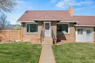 39 E 300 S, Hurricane, UT 84737 - Photo 4