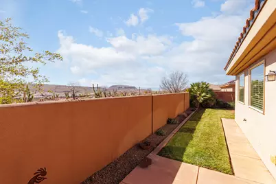 918 N Ocotillo Dr, Washington, UT 84780 - Photo 24