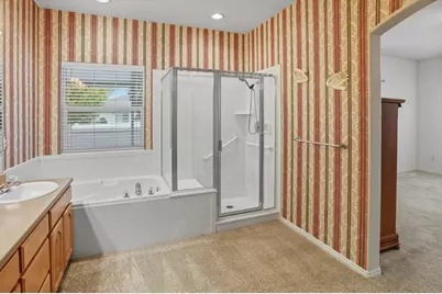 4602 Hathaway Dr, Roy, UT 84067 - Photo 18