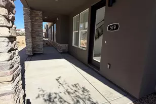 519 W Olive Ln, Saint George, UT 84790 - Photo 2