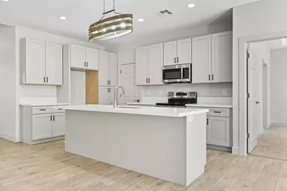 2153 W 320 S, Hurricane, UT 84737 - Photo 2