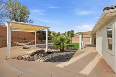 2384 E Lake Dr, Saint George, UT 84790 - Photo 34
