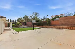 2384 E Lk Dr, Saint George, UT 84790 - Photo 38