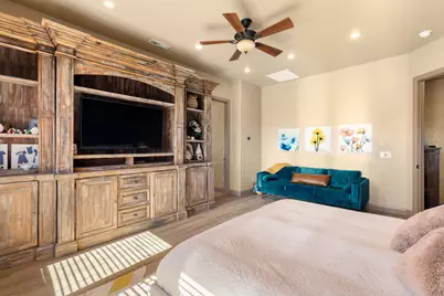 2703 S 2070 E, Saint George, UT 84790 - Photo 14
