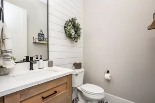 737 W Scenario St, Washington, UT 84780 - Photo 16