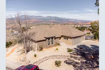 2541 W Spilsbury Ct, Hurricane, UT 84737 - Photo 6