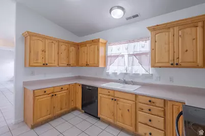 2163 W 127 S, Hurricane, UT 84737 - Photo 12