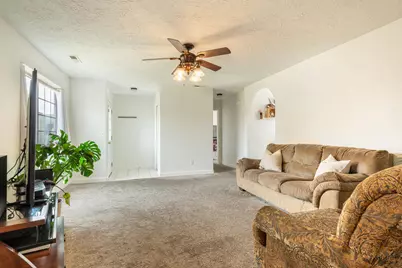 93 W 680 N, Hurricane, UT 84737 - Photo 8