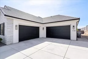 719 W Scenario St, Washington, UT 84780 - Photo 4