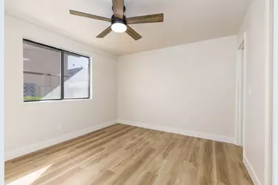 462 W 300 N #8, Saint George, UT 84770 - Photo 10