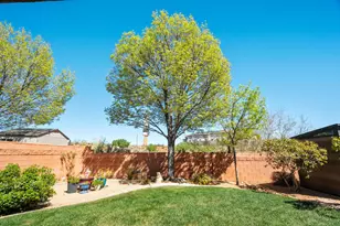 2448 N Expedition Ln, Washington, UT 84780 - Photo 30