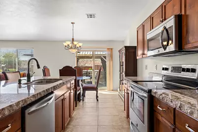 1211 N 2190 W, Saint George, UT 84770 - Photo 8
