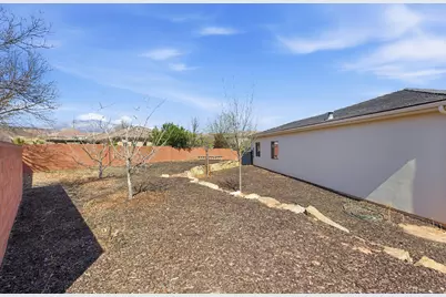 893 W Morby St, Washington, UT 84780 - Photo 44