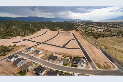 652 S Renze Adams St, Cedar City, UT 84720 - Photo 4